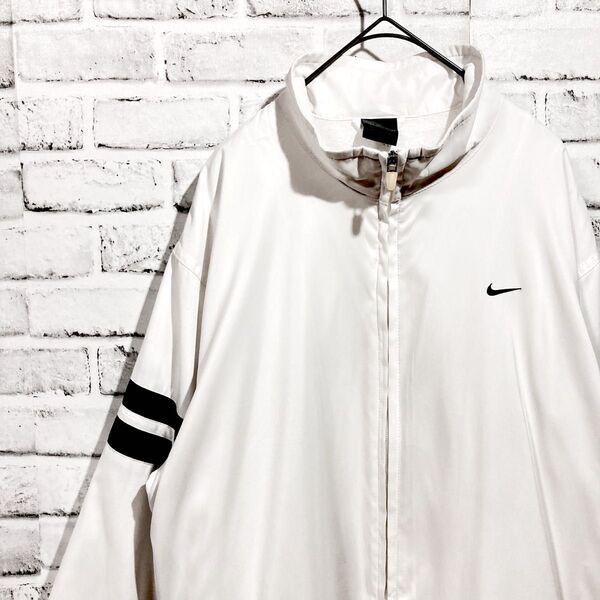 809 NIKE ナイキ ナイロンジャケット メンズ XL 白 ジャージ