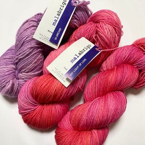 malabrigoマラブリゴ 2カセ+余り糸1カセ