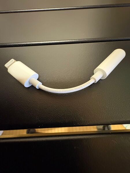 Apple Lightning - 3.5 mmヘッドフォンジャックアダプタ