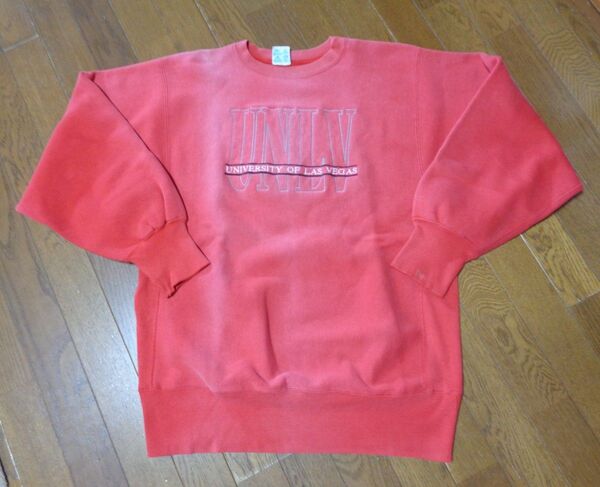 XL/ビンテージ90s/刺繍タグ/チャンピオンChampion/リバースウィーブ/トレーナー/スウェット/パーカー/レッド