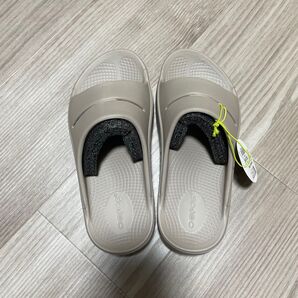 OOFOS OOahh NOMAD M4/W6 23cm