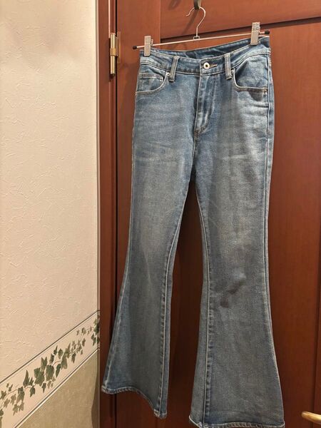 coca フレアデニムパンツ s ジーンズ