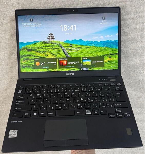 超軽量 富士通ノートPC Windows 11 i5-10310U 8GB SSD256
