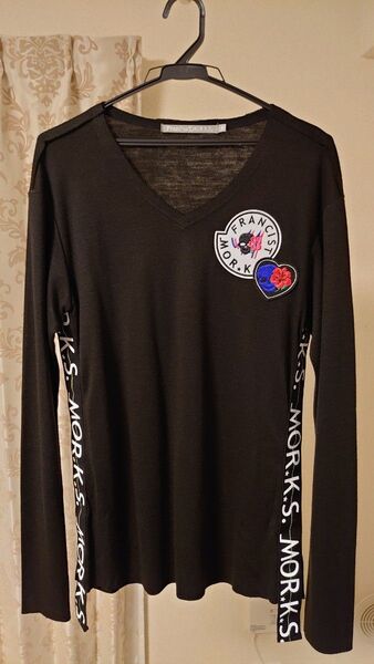 【FranCisT_MOR.K.S.】ロングTシャツ ブラック Vネック