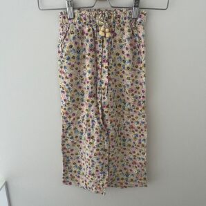 H&M 花柄 フラワープリントパンツ