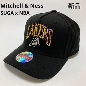 M500 新品 定価1.1万 ミッチェル&ネス BTS SUGA NBA レイカーズ キャップ 帽子 フリーサイズ ブラック