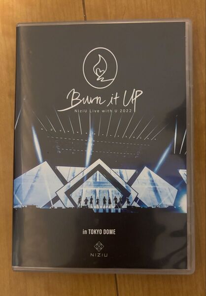 NiziU Live with U 2022 Burn it Up Blu-ray