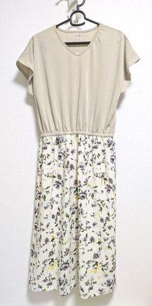 未使用☆ワンピース☆ドッキング☆切り替え☆グレージュ&クリーム系花柄☆M~L