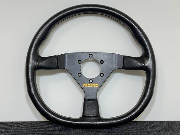 【送料無料・即日発送】MOMO F1 希少D型ステアリング 35φ 1992年製 モモ レアモデル 当時物