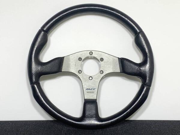 【送料無料・即日発送】momo RACE D35 モモ ステアリング 35Φ レザー製 本物 当時物 スポーツ仕様 モモ レース