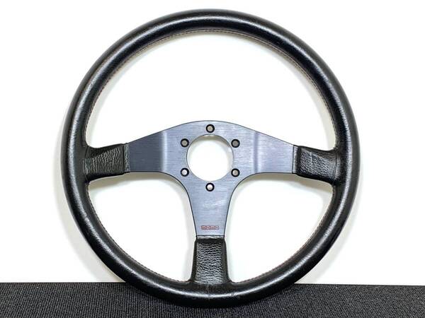 【送料無料・即日発送】 momo モモ モデナ MODENA ステアリング 35パイ 1990年製 廃盤モデル レッドステッチ 美品 当時物