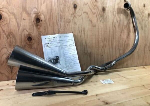 激レア ハリケーン社製 デュアル マフラー TW200 JMCA公認 中古品