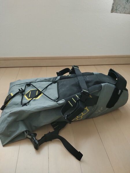 APIDURA アピデュラ サドルバッグ(11L)
