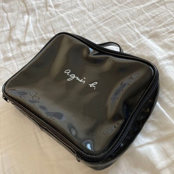 agns b. ブラック ケース型ポーチ