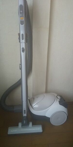 22年製!!、軽量型、三菱、紙パック式掃除機(エアーノズル)