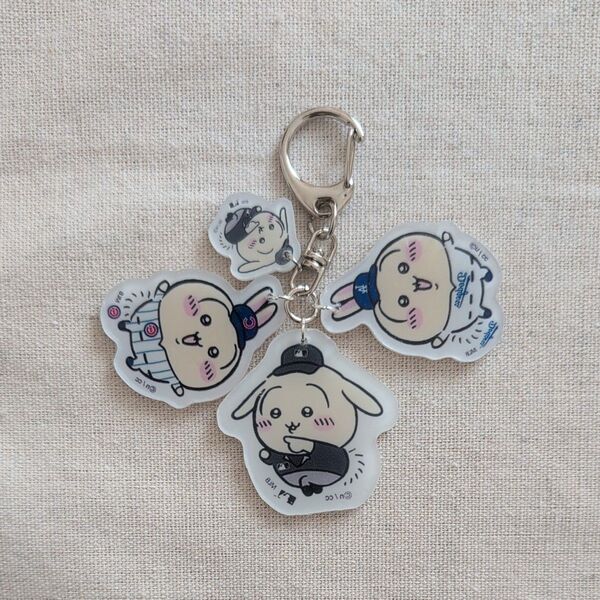 ちいかわ うさぎ アクリルキーホルダー