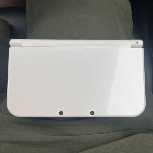 ニンテンドーNEW 3DS LL 本体 ホワイト