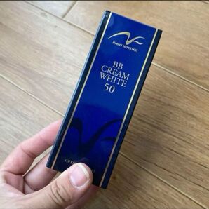 新品未使用ジェミーネフェルタリBBクリームホワイト50 ファンデーション 20ml