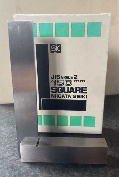 新潟精機 台付直角定規 JIS2級 竿長150㎜
