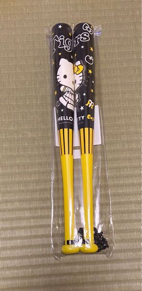 阪神タイガース ハローキティ メガホン 2本セット キティちゃんコラボ 応援バット