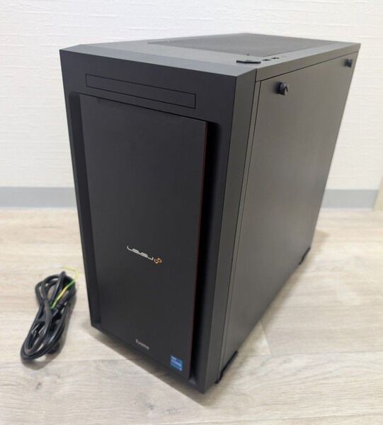 LEVEL∞ ゲーミングPC RTX4060 Core-i5 13400F 32GB/1TB