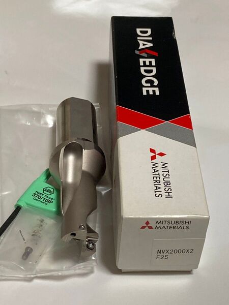 ★ 新品 未使用 ★ 三菱マテリアル刃先交換式ドリル MVX2000X2F25