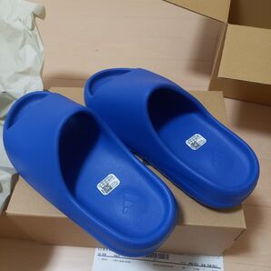 adidas YEEZY SLIDE "Azure" 28.5cm