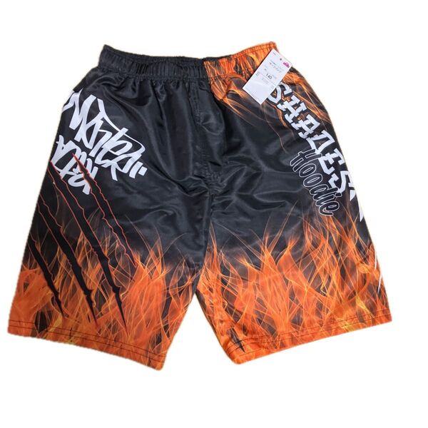 男児水着ハーフパンツ 140 黒×オレンジ 炎柄 新品