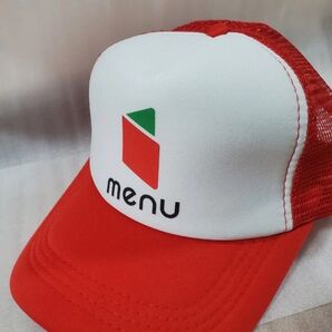 menu メッシュキャップ ロゴ入り帽子