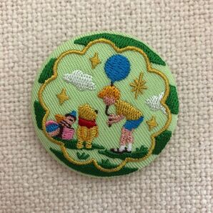 ディズニー 刺繍缶バッジ 缶バッジ プーさん 刺繍