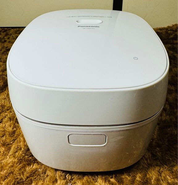 2022年製Panasonic 炊飯器 SR-UNX101 1.0L ホワイト