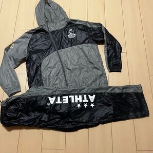 値下げ ほぼ新品 ATHLETA アスレタ ピステ シャカシャカ セットアップ Mサイズ グレー ブラック ウインドブレーカー