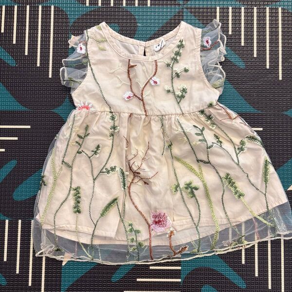 刺繍入り 花柄 クリーム色ドレス 80cm ベビー服