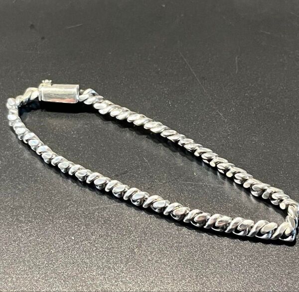 喜平ブレスレット シルバーカラー 約20g 19cm 磁石非反応