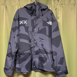 The North Face Kaws 1986 Mountain Jacket サイズ M(US)