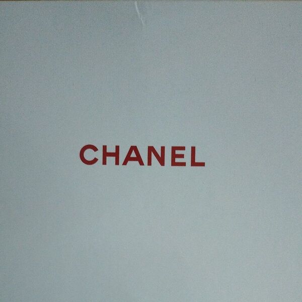 CHANEL ノベルティポーチ赤