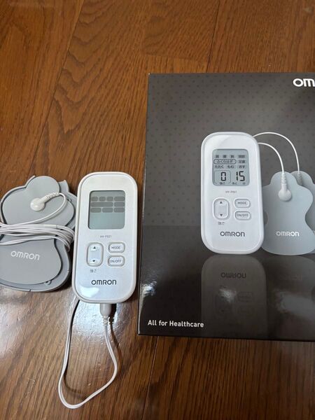 OMRON 低周波治療器 HV-F021 ホワイト オマケ付き