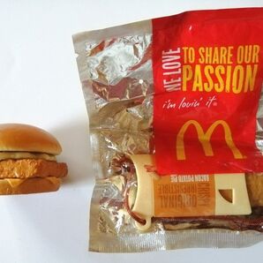 マクドナルド フィレオフィッシュ ハンバーガー ストラップ 食品サンプル ハッピーセット フードストラップ