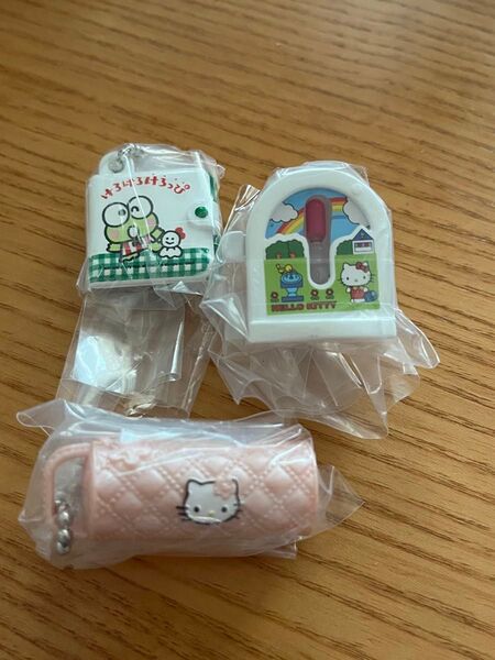 サンリオキャラクターズ レトロミニチュアチャーム3点セット バンダイ
