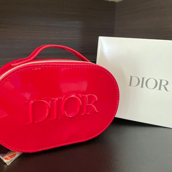 新品未使用 DIOR ディオール エナメル 赤 ポーチ 非売品 ノベルティ
