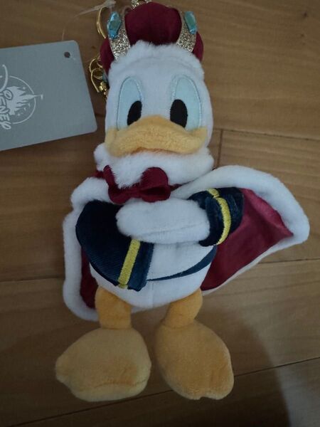 ディズニーストア ドナルド ぬいぐるみキーホルダー ぬいば バースデー