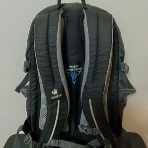 deuter airstripes リュックサック バッグパック 登山 アウトドア