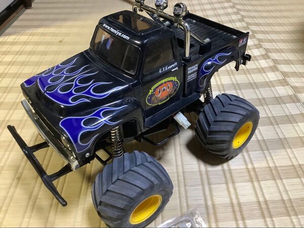 タミヤ ミッドナイトパンプキン メカ付き サーボホーン破損