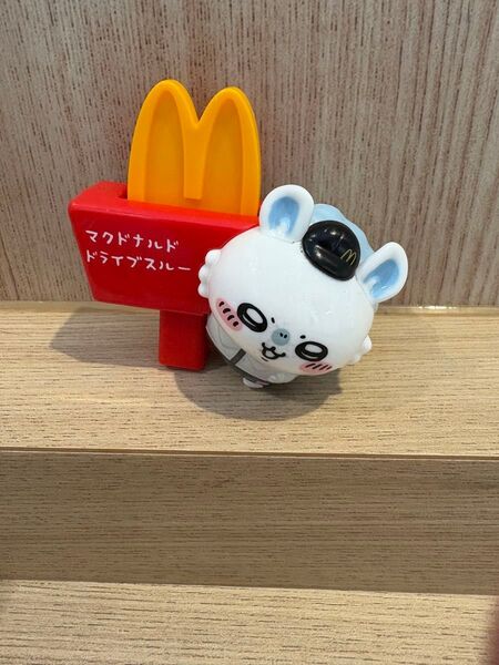 ちいかわ ハッピーセット モモンガのボールサインえんぴつキャップ