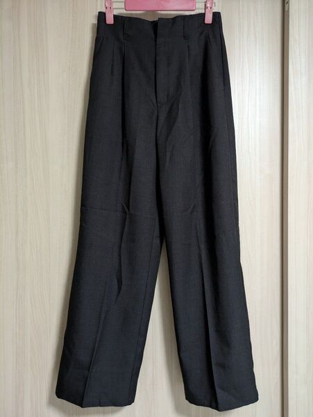 GU ハイウエスト セミワイドパンツ 黒L