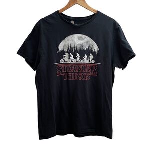 アメリカ古着 ストレンジャーシングス 半袖 Tシャツ ブラック