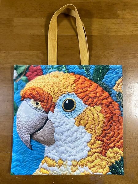 鳥柄 ハンドメイド ぺたんこトートバッグ シロハラインコ