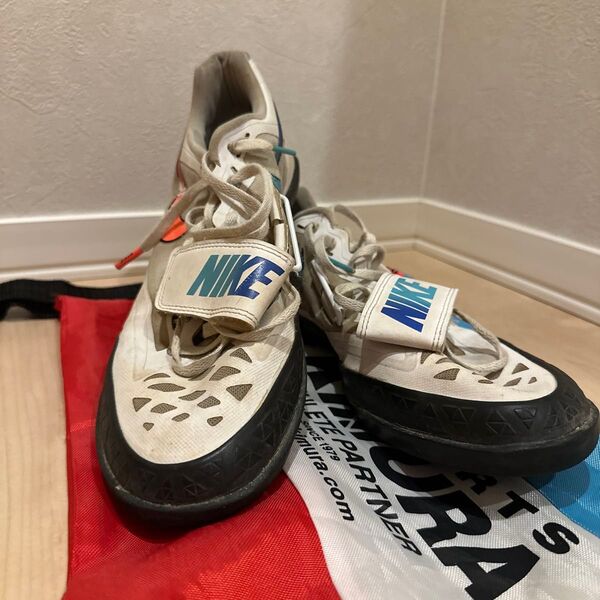 NIKE ホワイト ナイキ 投擲シューズ 円盤投げ 砲丸投げ ハンマー投げ 2020年オリンピック限定モデル 値段交渉乗ります