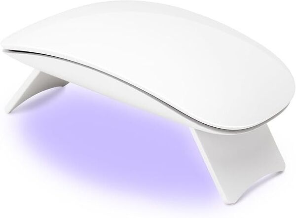 【未使用】ネイルライト Madenia ミニUVネイルランプ 6W USB電動式 ポータブルLED 60秒タイマー付き