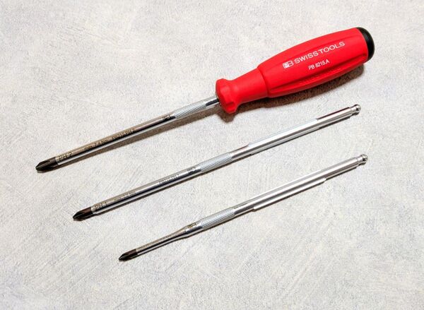 PB SWISS TOOLS ドライバーセット【グリップ:8215A+専用ビット×3本】